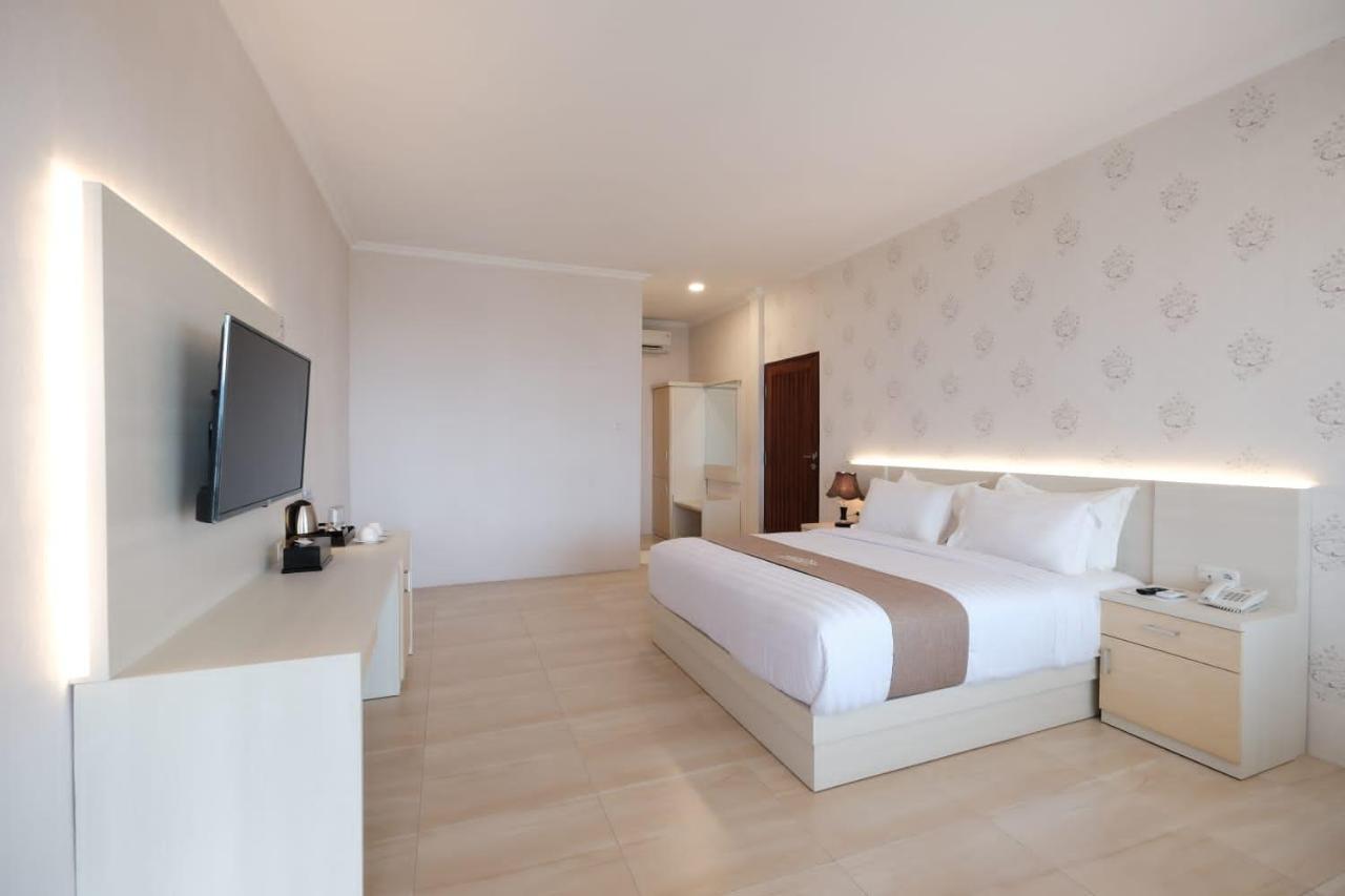 Bukit Indah Doda Hotel & Resorts ปาลู ภายนอก รูปภาพ