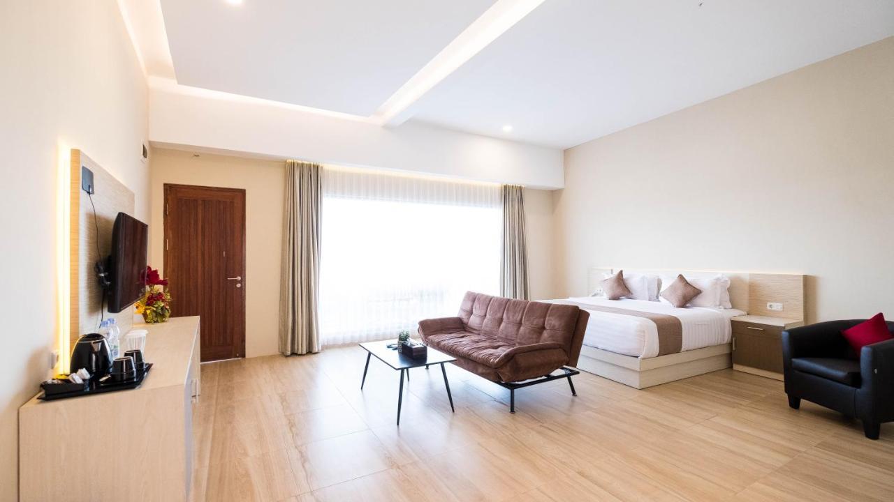 Bukit Indah Doda Hotel & Resorts ปาลู ภายนอก รูปภาพ